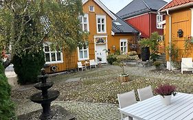 Tollgaarden Gjestegaard